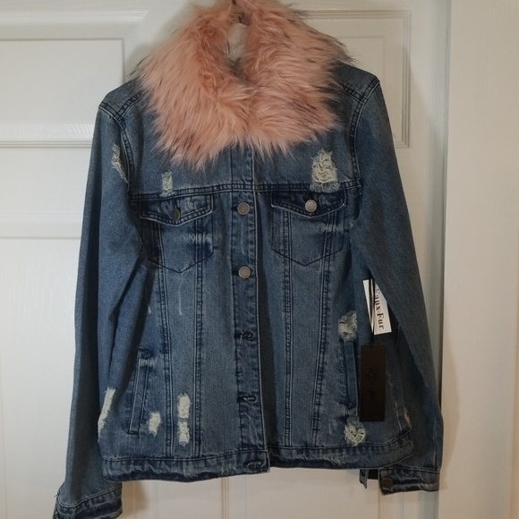 Distressed Jean Jacket w/Pink Faux Fur Collar NWT - Picture 3 of 5